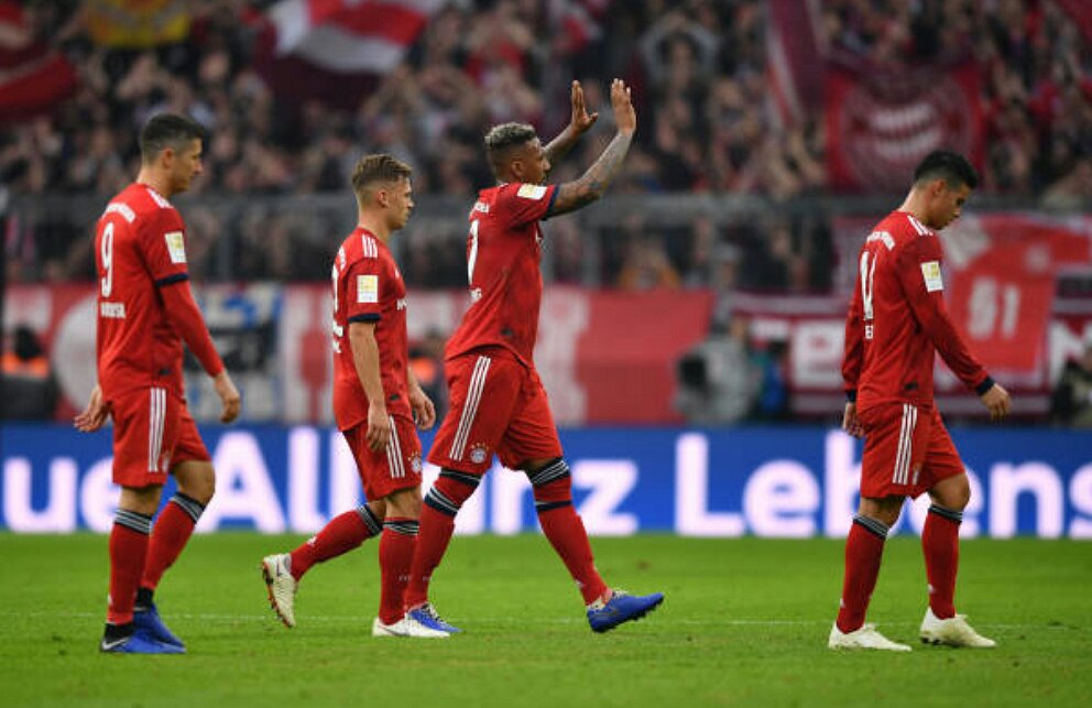 包含今夜埃因霍温备战德国杯；绝杀压哨细节曝光；球迷炸锅；纪律约束更严格的词条